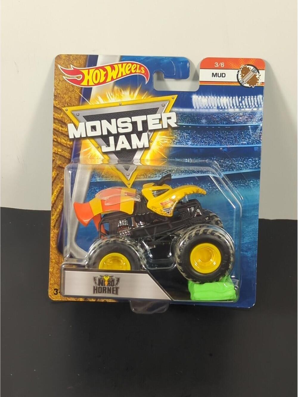 2018 Monster Jam Nitro Hornet Hot wheels 3/6 Mud Tires. Crushable Car NEW